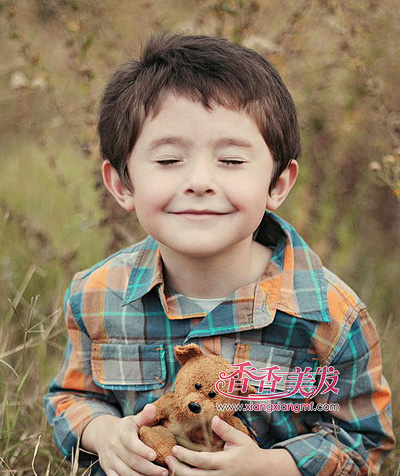 3岁男孩发型设计 3岁男童头发造型(2)