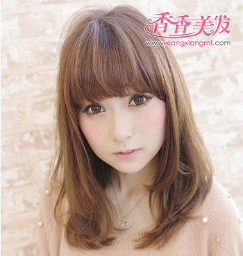 大脸适合什么样的刘海 脸大女孩适合的