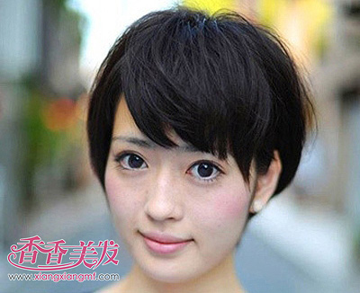 圆脸型适合什么短发型 26岁圆脸中短发发型图片直发(4)