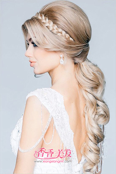2015最新扎马尾发型 扎马尾式新娘发型