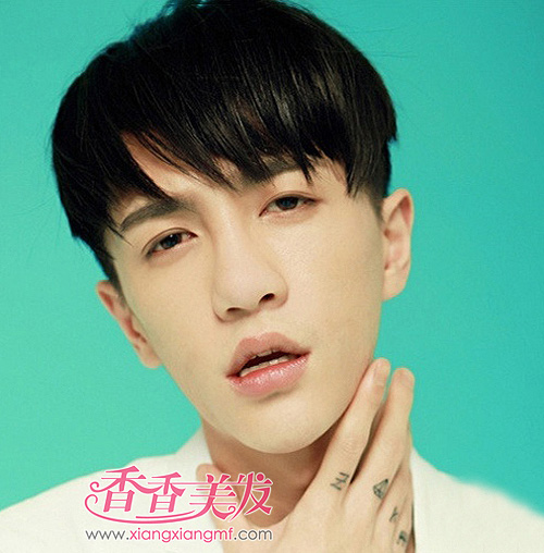 长脸男生短发图片大全 男生长脸什么发型好看