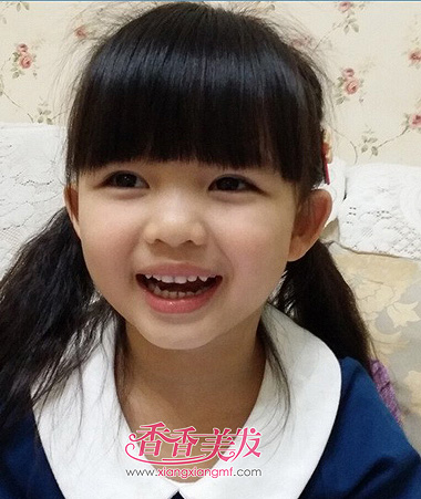 小女孩齐 刘海中 长发双扎 马尾辫