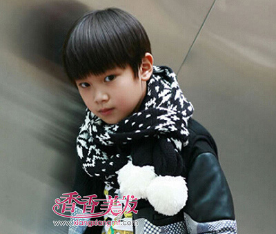 <em>10岁男生</em>长方脸适合什么<em>发型</em> <em>9,10岁男孩子</em>短