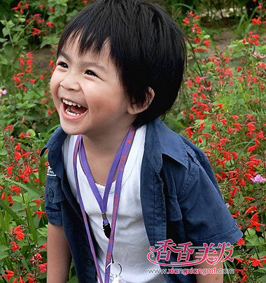 4岁男孩子发型图片 4岁男宝宝发型(2)