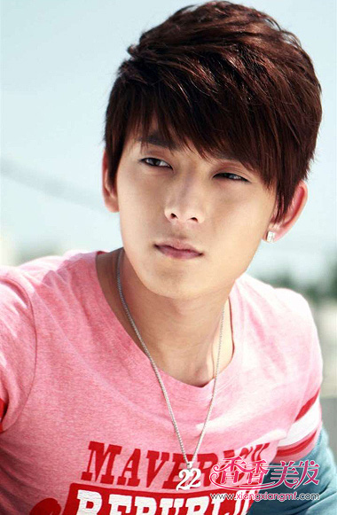 脸圆的男生适合染什么颜色的头发 男生酒红色