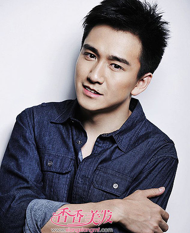 男生倒三角脸型适合什么发型 三角形脸男士发型