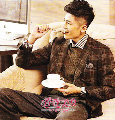 十七八男孩<em>瓜子脸</em>剪什么<em>发型</em>霸气 <em>西瓜子脸</em>男