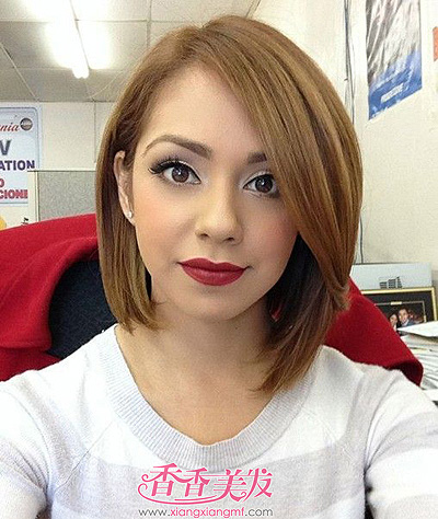 短发圆脸剪什么发型好看呢 圆脸短发中分发型