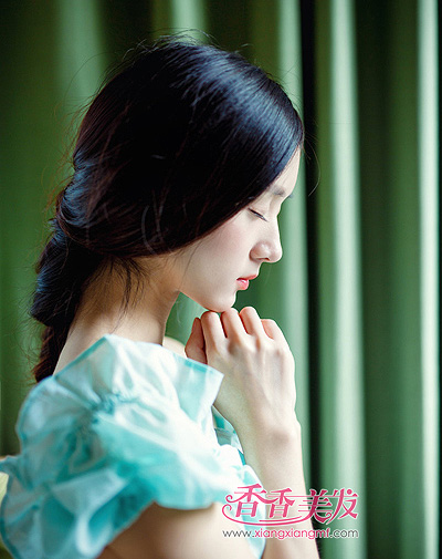 大脸妹适合扎什么<em>发型</em> <em>2015新发型扎发</em>大脸(3