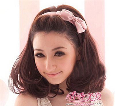 圆脸短发发型适合烫蛋卷么 圆脸适合蛋卷短发