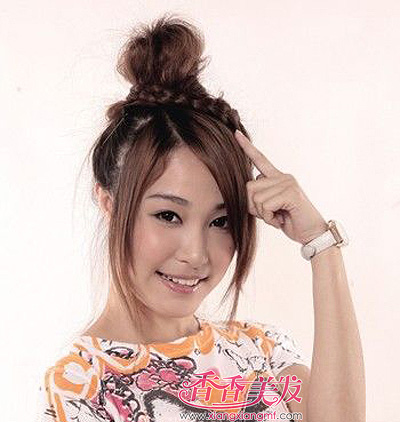 中分刘海怎么扎花苞头和丸子头好看呢(5)