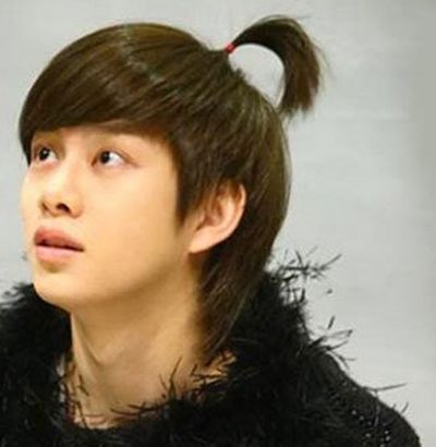 男生留长发怎么梳头 男士长发造型(2)