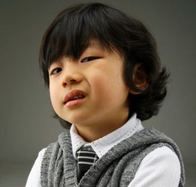 <em>六岁</em>男<em>儿童</em>怎样留<em>头发</em>可爱图片 <em>六岁</em>小男孩留
