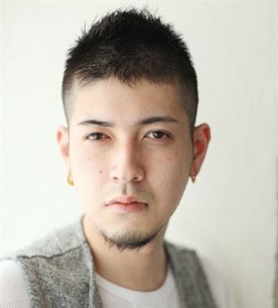 长脸发型 男人长脸适合什么短发型 长方脸型短发发型 长脸的男生是否