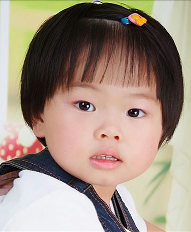 儿童蘑菇头怎么梳 儿童蘑菇头型扎法