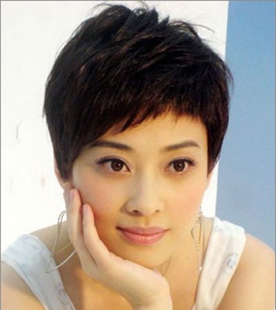 脸大的女生适合什么短发型图片 时尚大脸短发发型