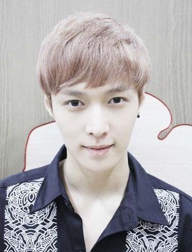 男生扁头适合什么发型 2015男生扁头流行发型