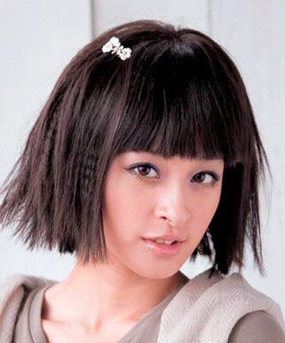 沙宣短发发型到脖子如何夹卡子 沙宣发型如何