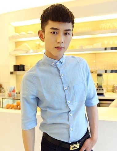 男的<em>两边</em>短上面长的<em>头发</em> 男生上面<em>头发留</em>长左