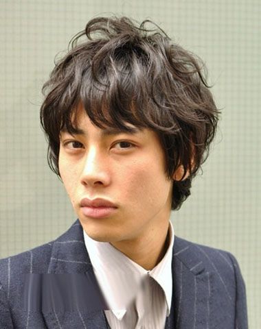 男生脸大的人适合什么发型 男生脸大适合什么