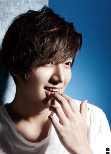 今年流行什么颜色的头发 当下最流行的男头发