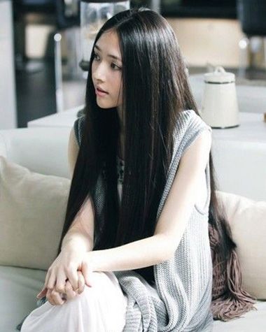 长脸型拉直板好看吗 适合长脸的<em>黑色直发</em>(4)