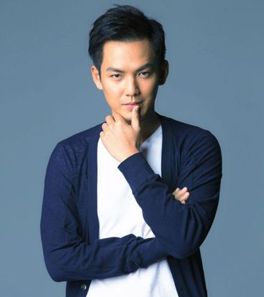 男士两侧短纹理烫头发造型 两边短的纹理烫男