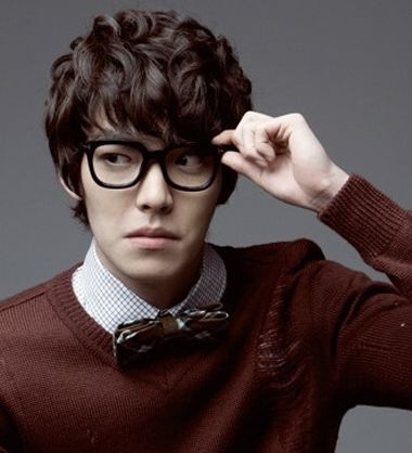 男生自然卷适合的发型 男性自然卷发型图片