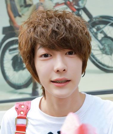 2015非主流<em>男生头发</em> 中国男生<em>剪</em>非主流头发