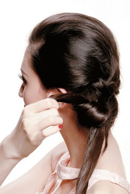 没有刘海脸大怎么扎头发 大方脸没刘海怎样好