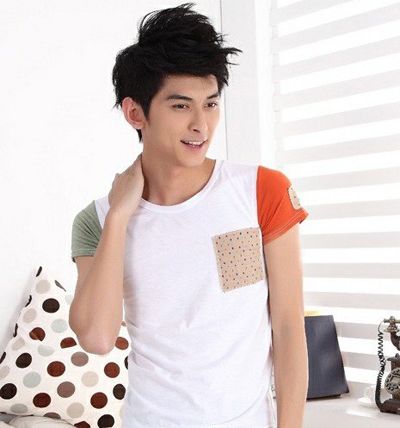 潮流天生卷发发型男 初中男生卷发发型