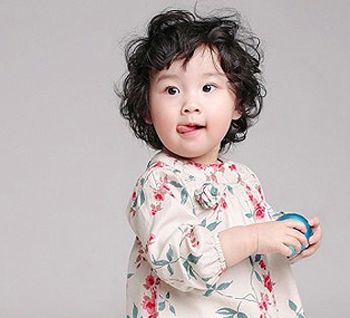 女宝宝剪蘑菇头发型图片 儿童蘑菇头发型设计