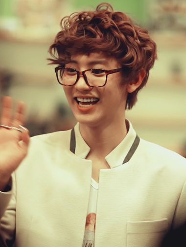 男生烫卷发什么烫法 男生打理卷发图片