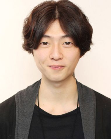 男生复古中分中长发型复古男士长发发型2