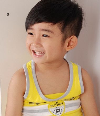 男童理什么发型很时髦 推荐小男童发型图片(3