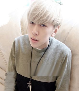 男生染银白色的头发怎么样 男生头发染什么颜