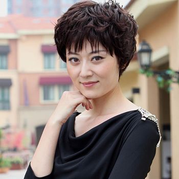 40多岁长方脸烫什么发型好看 方脸适合的短烫