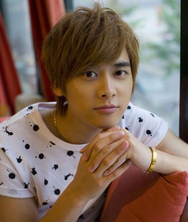 男生应该怎样留长发 男生留长发该怎么剪