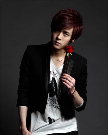 男生长刘海发型图片 男生长刘海发型(2)