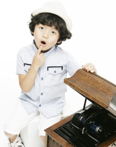 男宝宝蘑菇头发型怎么剪 男宝宝短发型图片(4