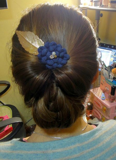 达人教你盘头发方法 简单大方的盘头发发型