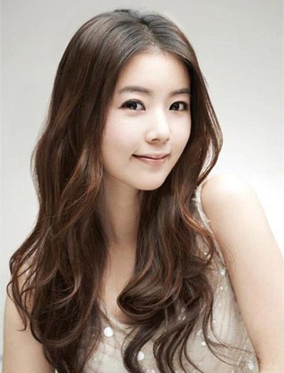 2015最适合圆脸女孩的长发发型 高中女生长发