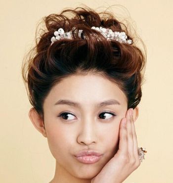 短头发结婚怎么盘头发 短头发婚纱盘头发型图