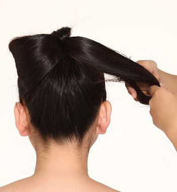 蝴蝶结发型怎么编扎 简单的不用编的好看发型