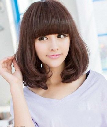 齐刘海中短发梨花头发型图片 中短直发齐刘海