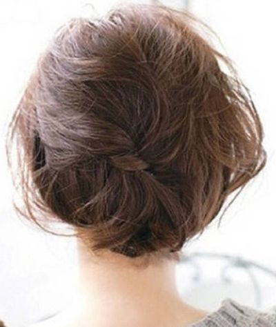 圆脸最简单的盘发步骤 脸圆女生适合怎样盘头(3)