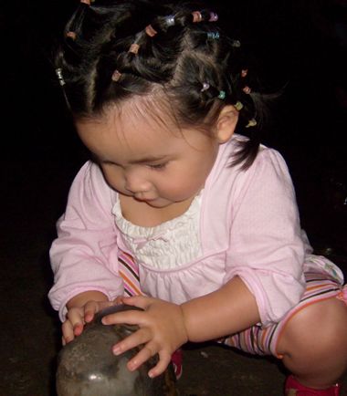 4岁头发又稀又少女宝宝连扎发型 女宝宝头发绑