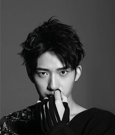 男生刘海发型怎么剪 90后男学生圆弧刘海发型