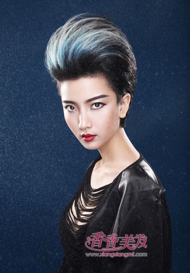 短发沙宣烫发怎么搭配衣服 沙宣短发怎么烫发