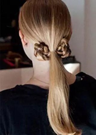 如何盘发髻简单好看 职业盘发发髻简单实用(4